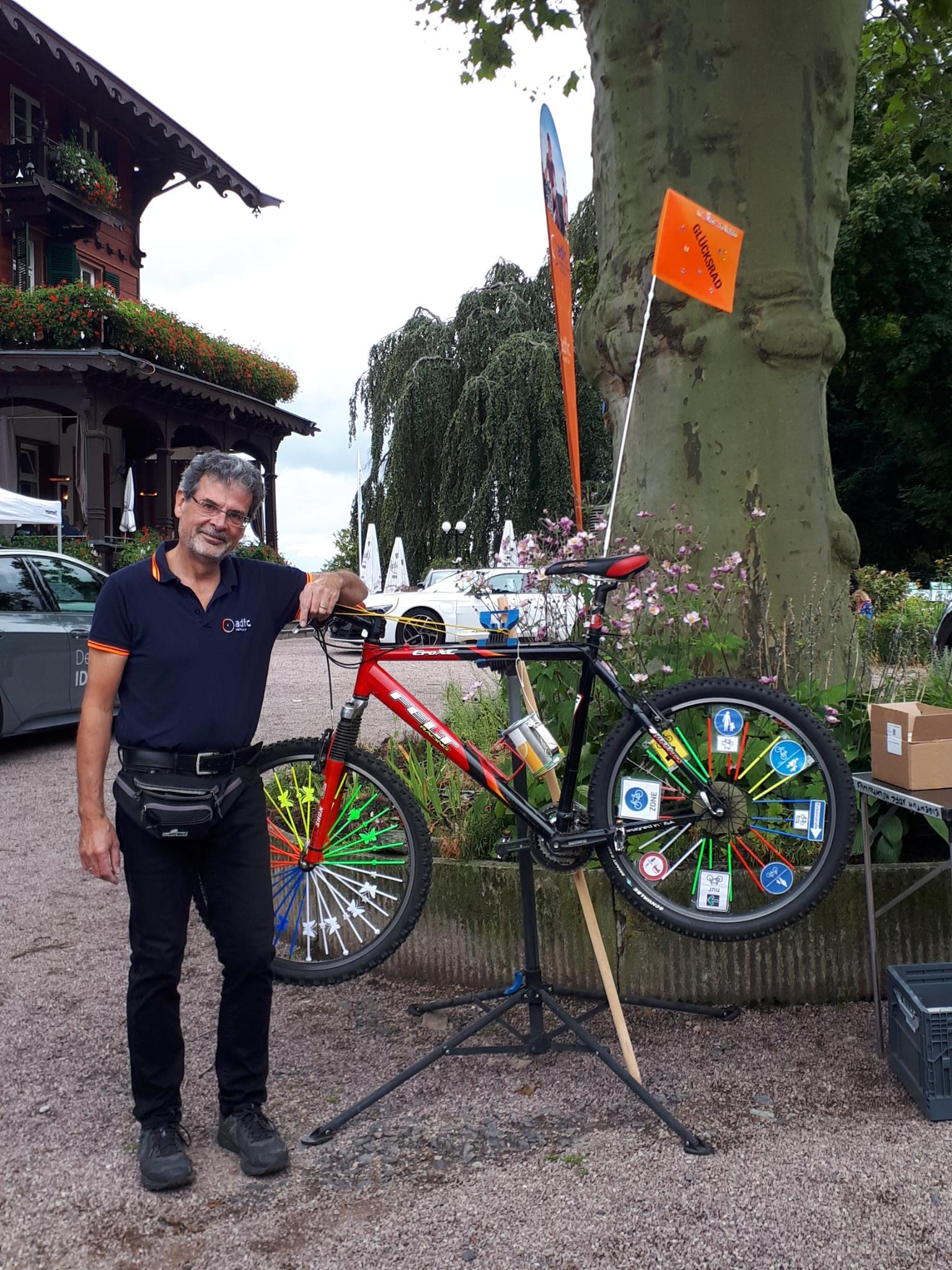 Didier Hulfer bei einer ADFC-Aktion im Kurpark Königstein